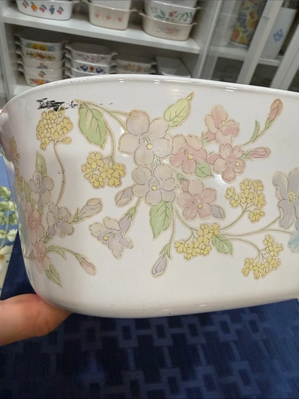 Corningware A-5-B Five Liter White Covered Casserole with Pastel Bouquet